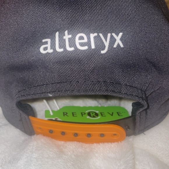 McLaren Formula 1 Hat - Picture 2 of 5